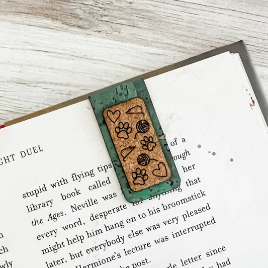 Kitty Love Magnetic Bookmark - Cork Fabric
